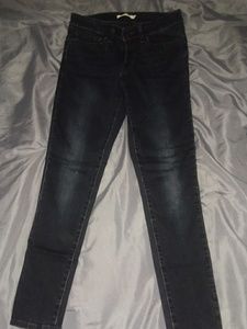 Levi 711 skinny jeans